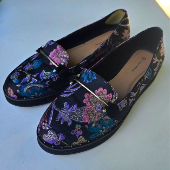 🥿 Call it Spring Floral Platform Loafers - Picture 2 of 11